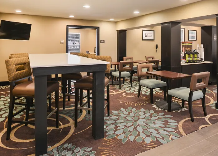 Cheap hotel: Staybridge Suites Dallas/Addison, An Ihg Hotel